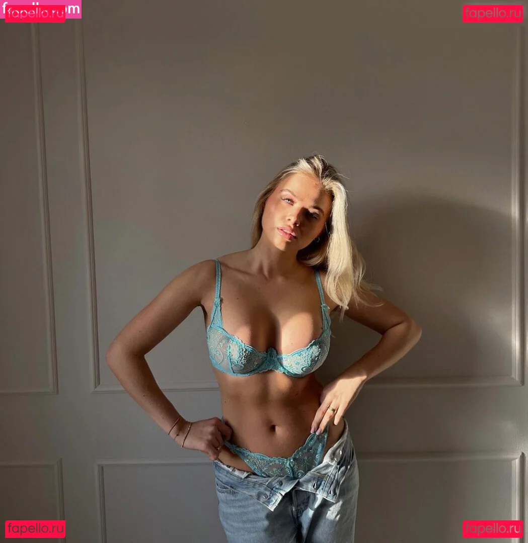 Emilia_wue Onlyfans Photo Gallery 