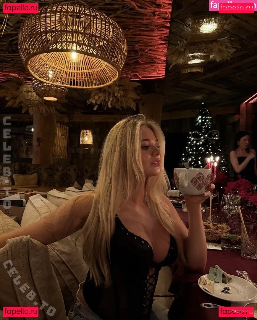 Emilia_wue Onlyfans Photo Gallery 