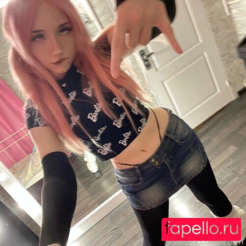 iradash Onlyfans Photo Gallery 