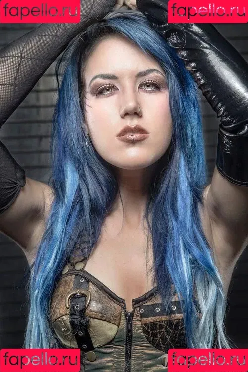 Alissa White-Gluz Onlyfans Photo Gallery 
