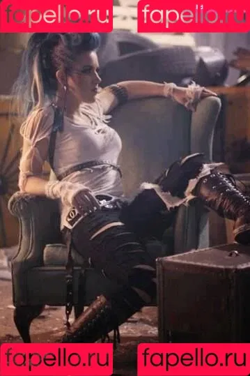 Alissa White-Gluz Onlyfans Photo Gallery 