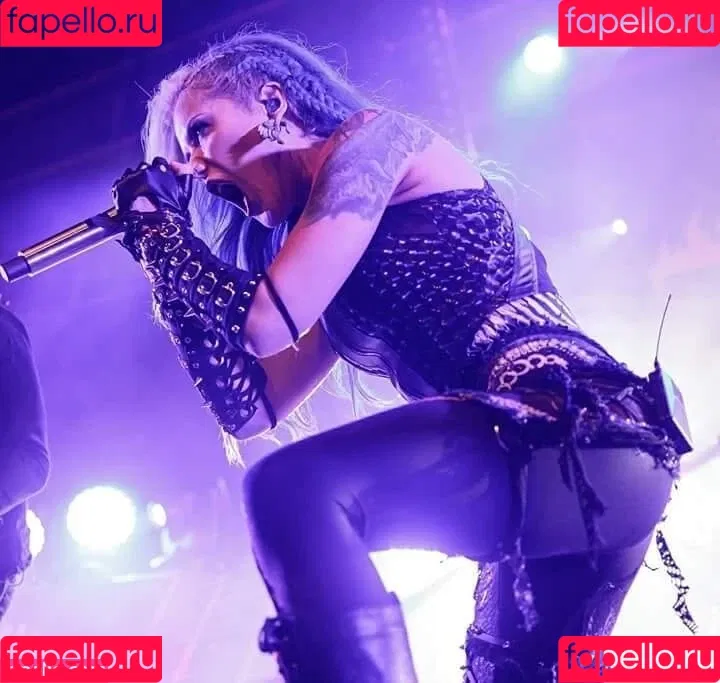 Alissa White-Gluz Onlyfans Photo Gallery 