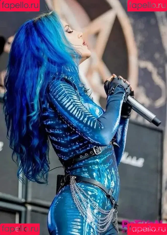 Alissa White-Gluz Onlyfans Photo Gallery 