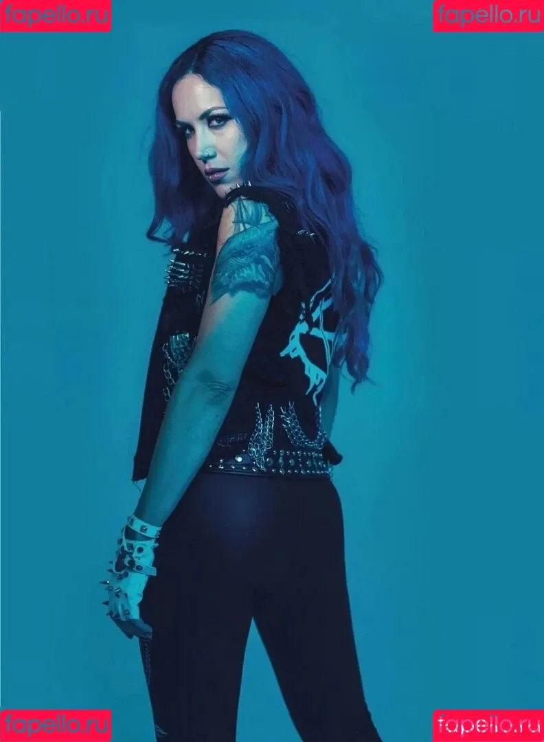 Alissa White-Gluz Onlyfans Photo Gallery 
