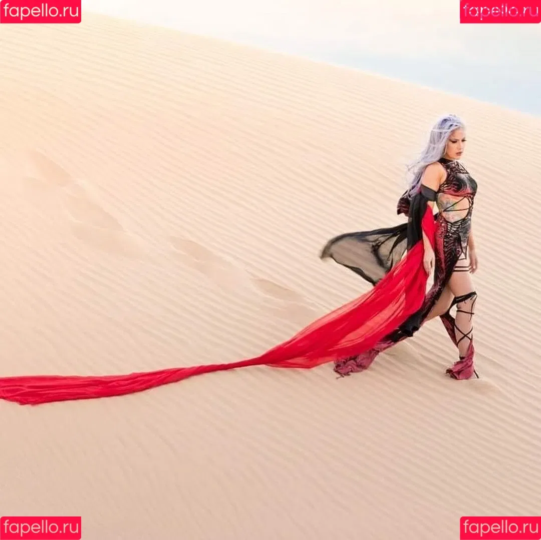 Alissa White-Gluz Onlyfans Photo Gallery 
