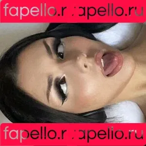 Laura Waifuu Onlyfans Photo Gallery 