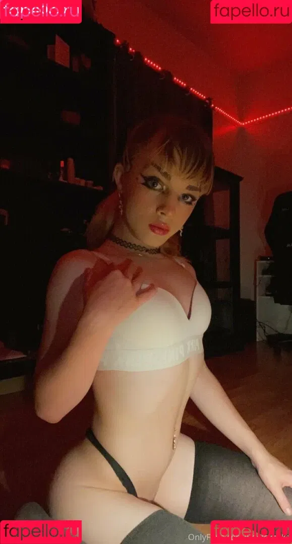 kholexcake Onlyfans Photo Gallery 