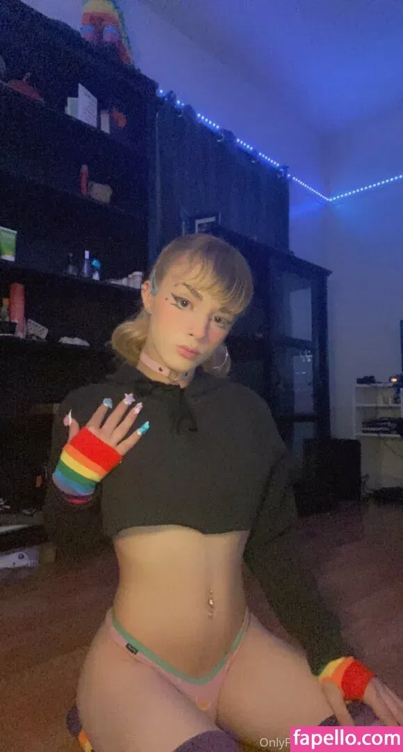 kholexcake Onlyfans Photo Gallery 