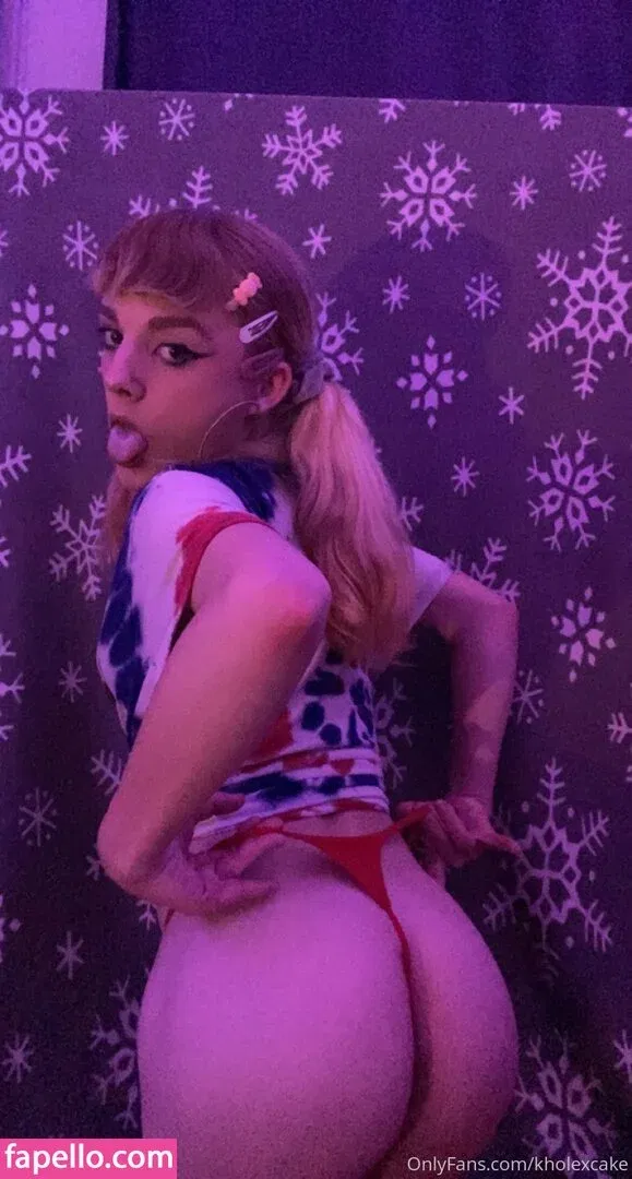 kholexcake Onlyfans Photo Gallery 