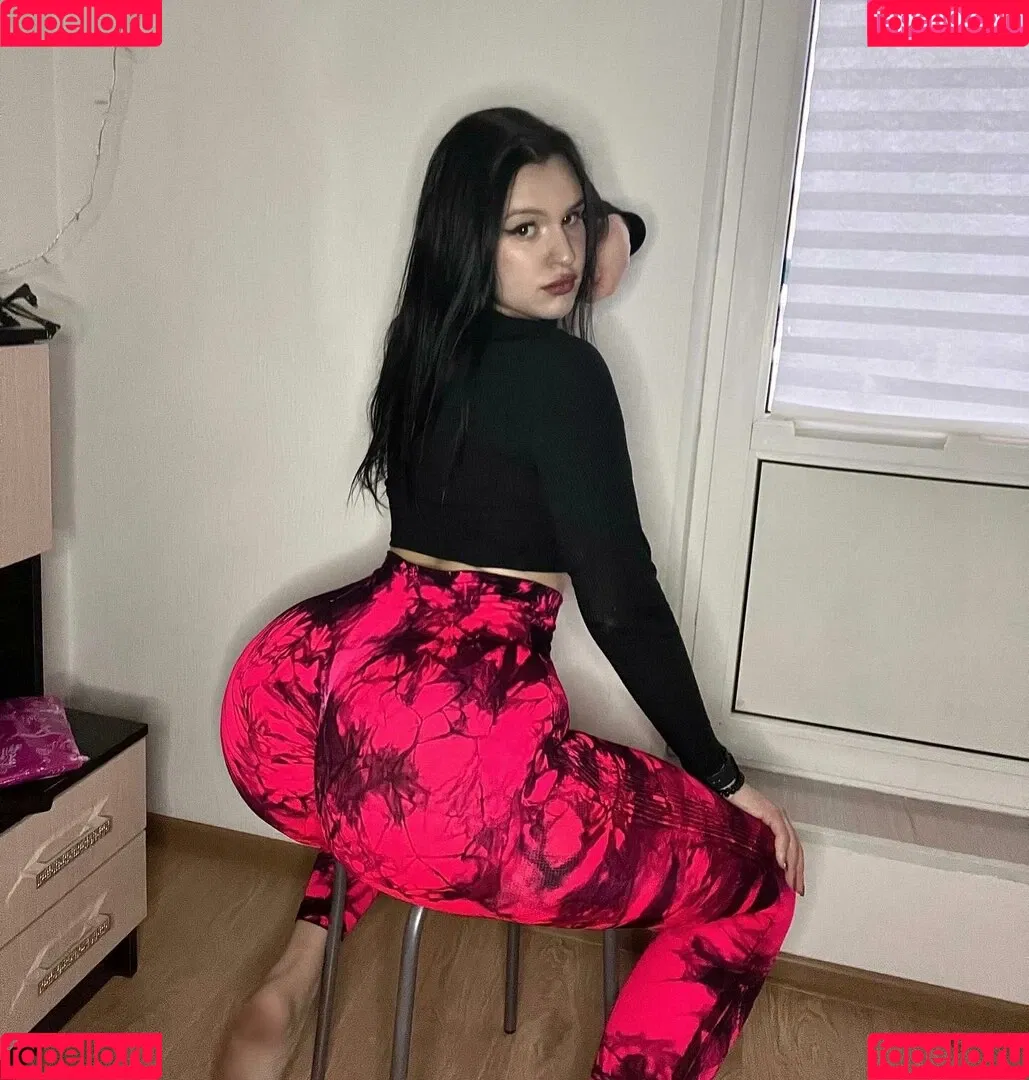 ell8ta Onlyfans Photo Gallery 
