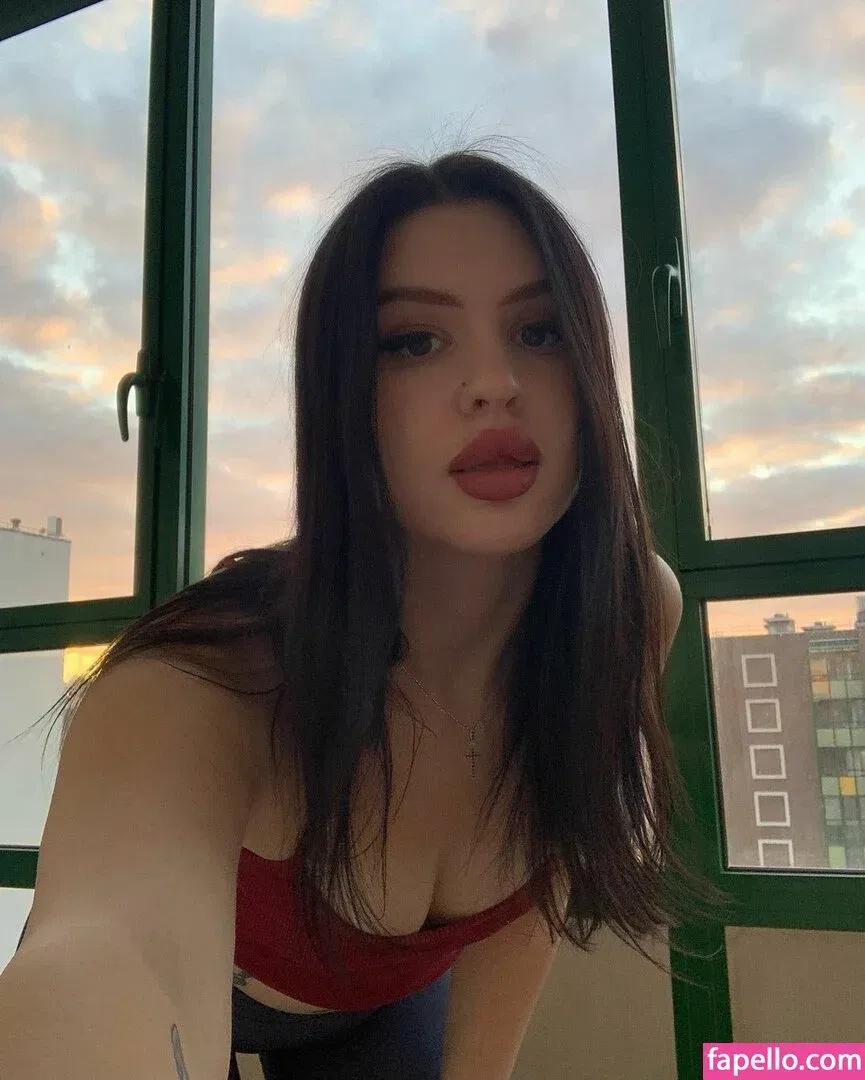 ell8ta Onlyfans Photo Gallery 