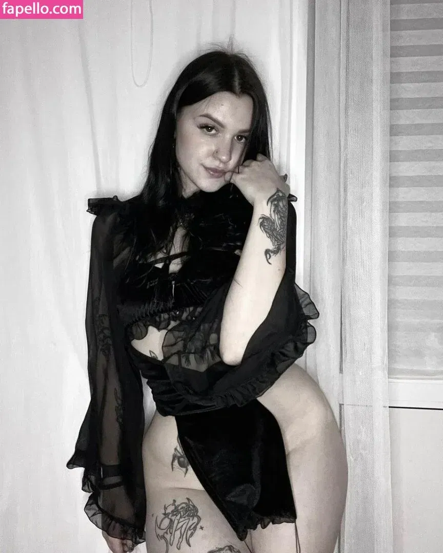 ell8ta Onlyfans Photo Gallery 