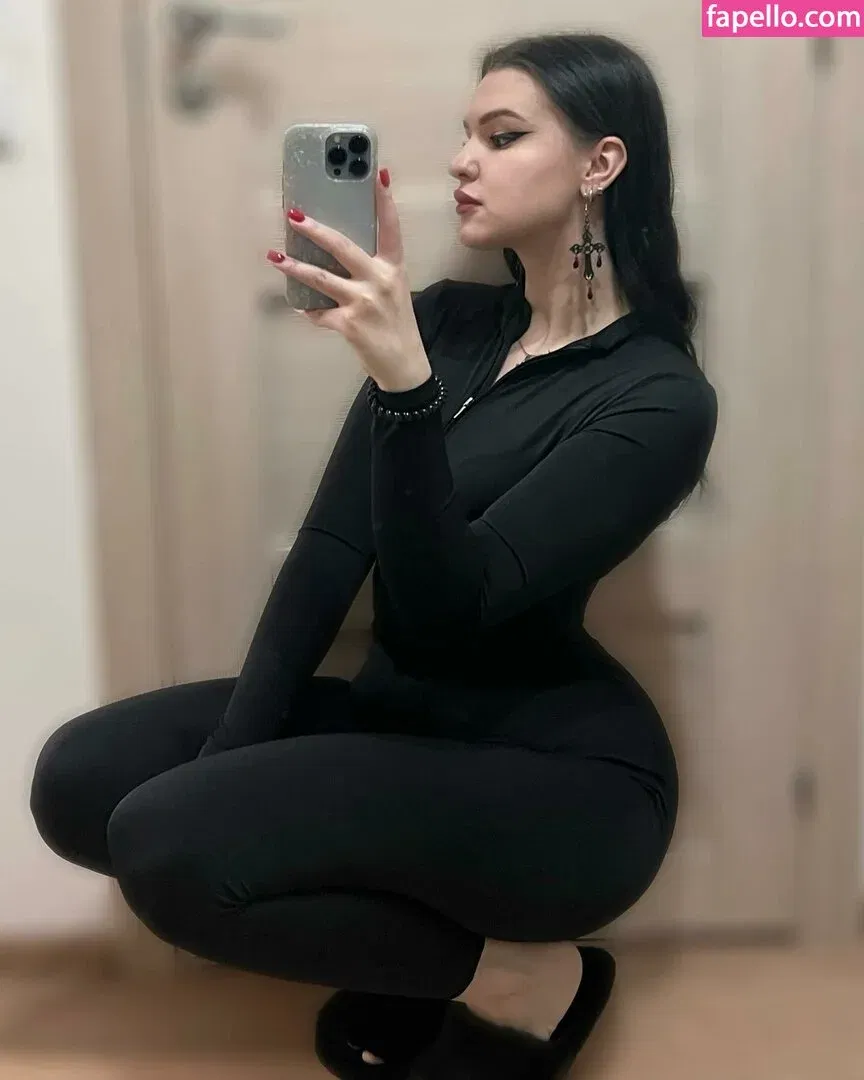 ell8ta Onlyfans Photo Gallery 