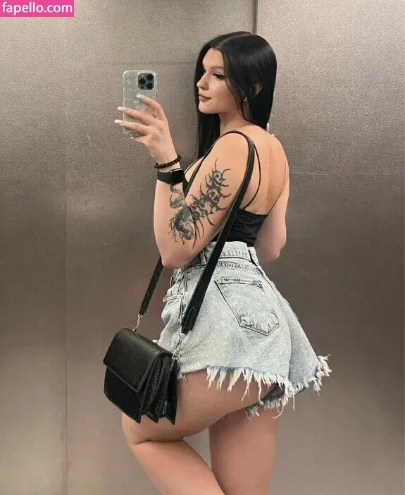 ell8ta Onlyfans Photo Gallery 