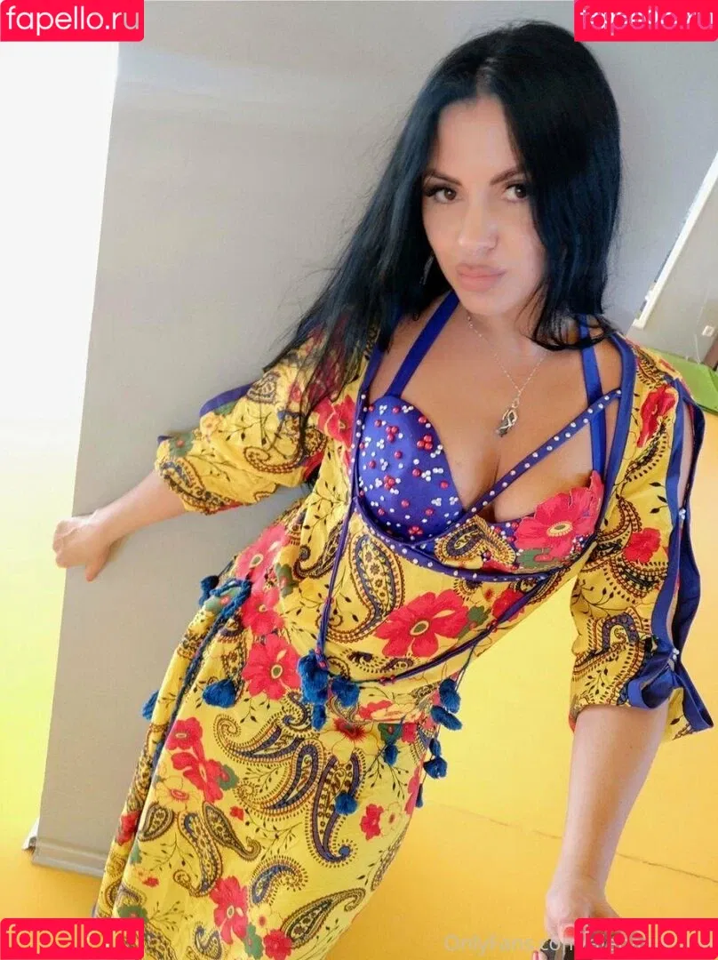 alenanikitina Onlyfans Photo Gallery 