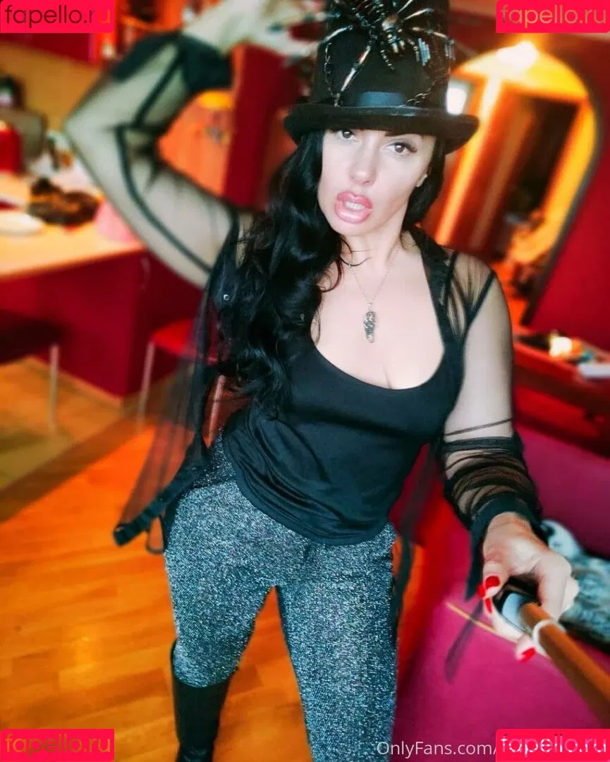 alenanikitina Onlyfans Photo Gallery 