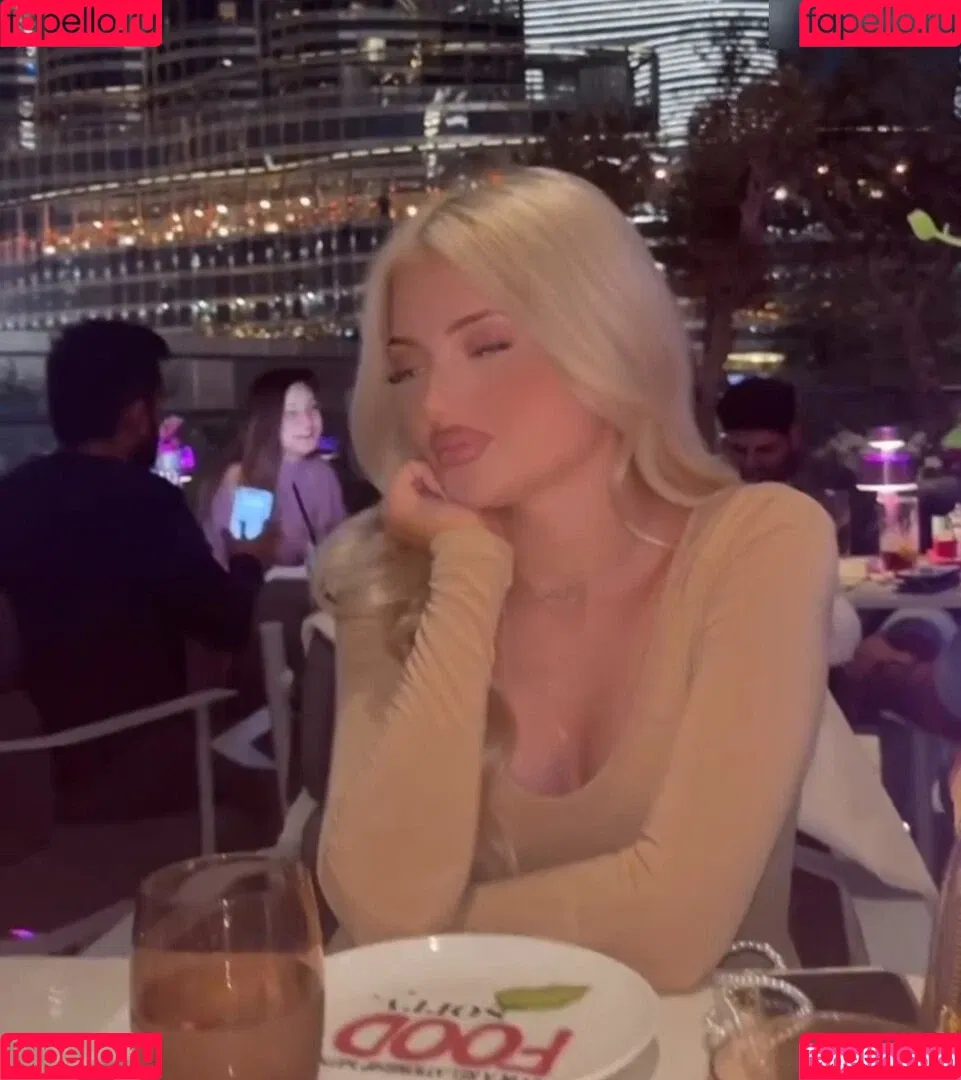 Alexandra laas Onlyfans Photo Gallery 