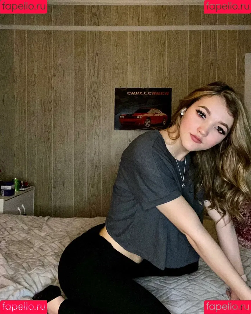 kristenhaness Onlyfans Photo Gallery 
