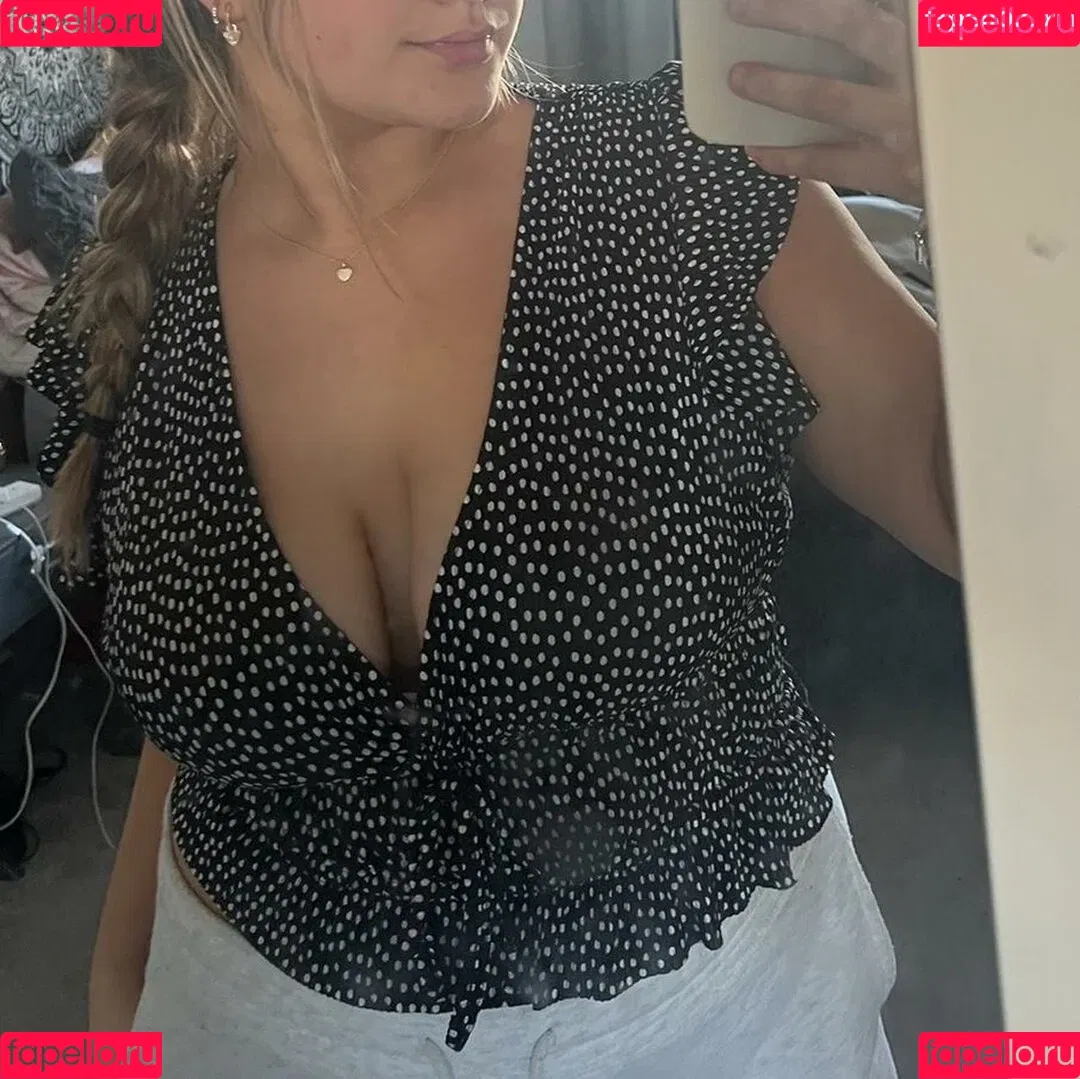 Bella Dorrington Onlyfans Photo Gallery 