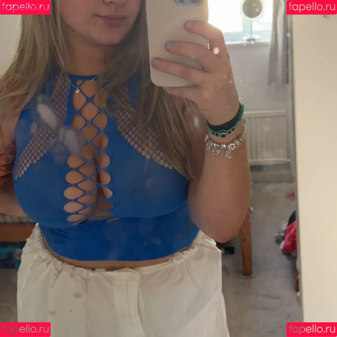 Bella Dorrington Onlyfans Photo Gallery 