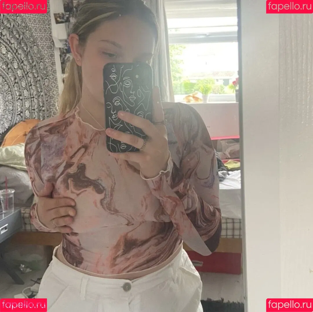 Bella Dorrington Onlyfans Photo Gallery 