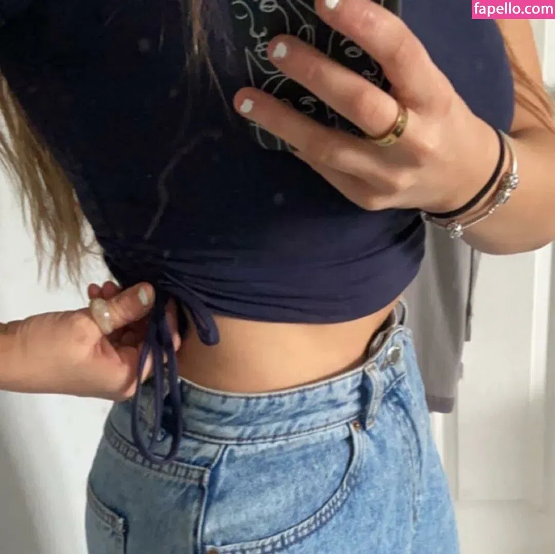 Bella Dorrington Onlyfans Photo Gallery 