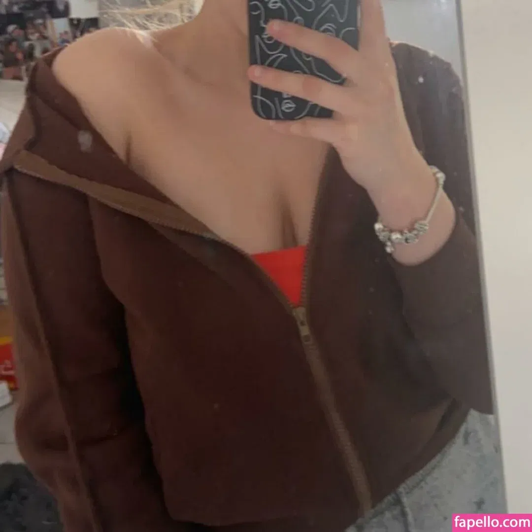 Bella Dorrington Onlyfans Photo Gallery 