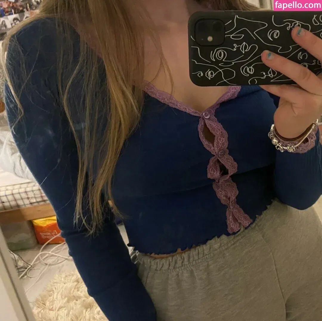 Bella Dorrington Onlyfans Photo Gallery 