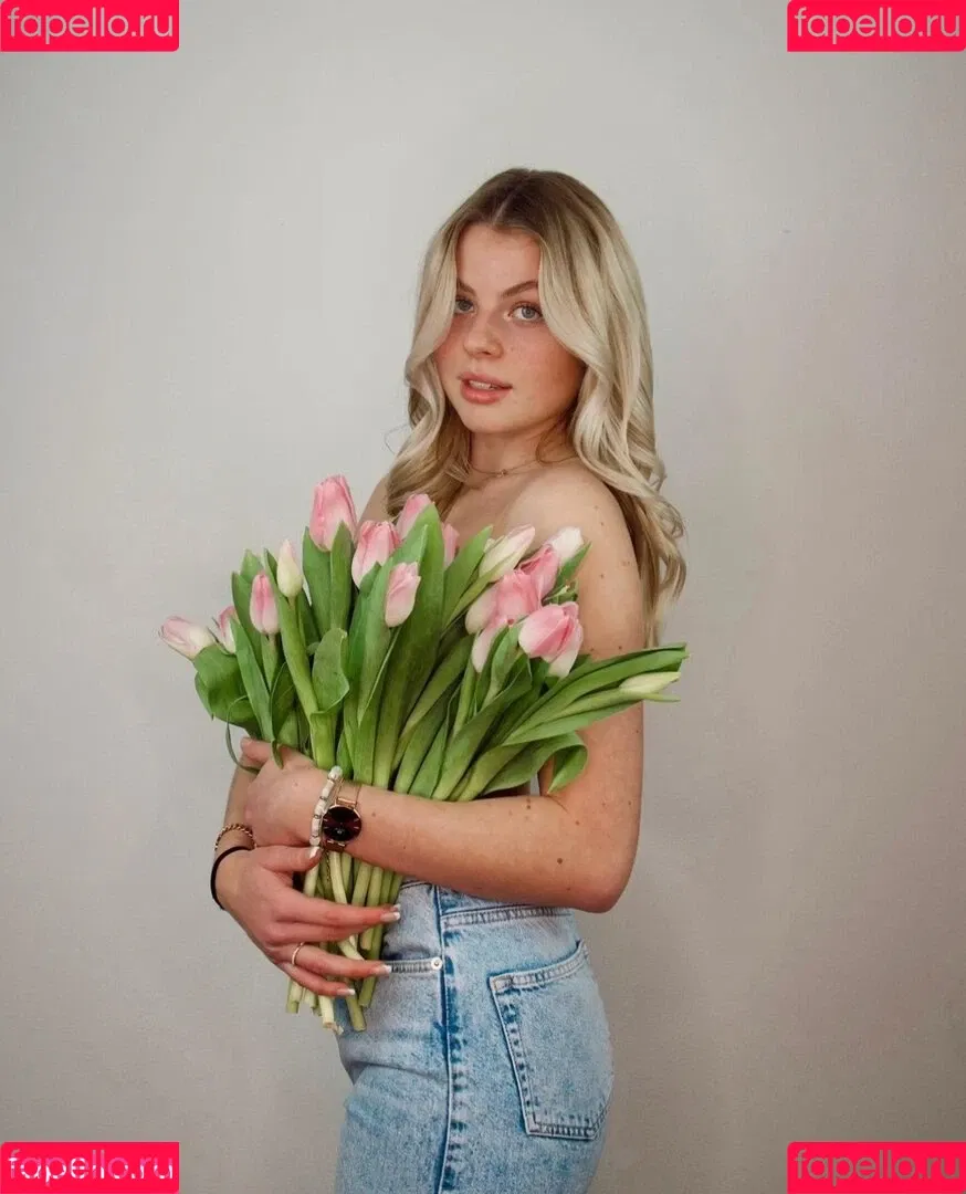 Vallixpauline Onlyfans Photo Gallery 