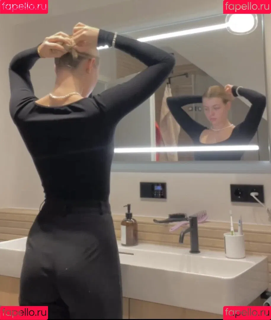 Vallixpauline Onlyfans Photo Gallery 