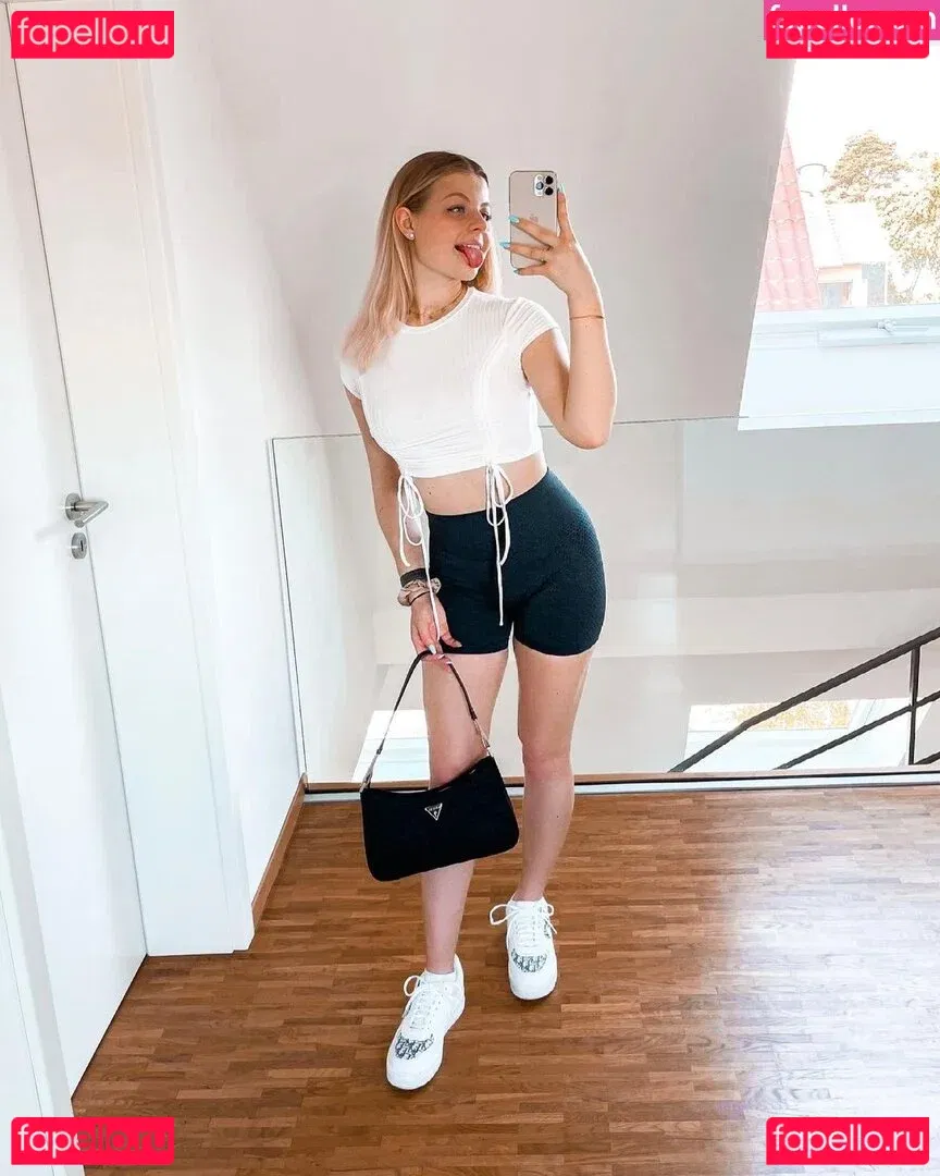 Vallixpauline Onlyfans Photo Gallery 