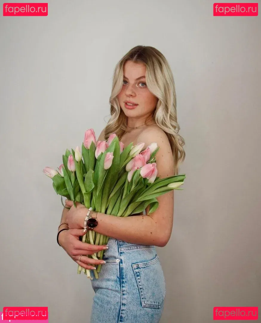 Vallixpauline Onlyfans Photo Gallery 