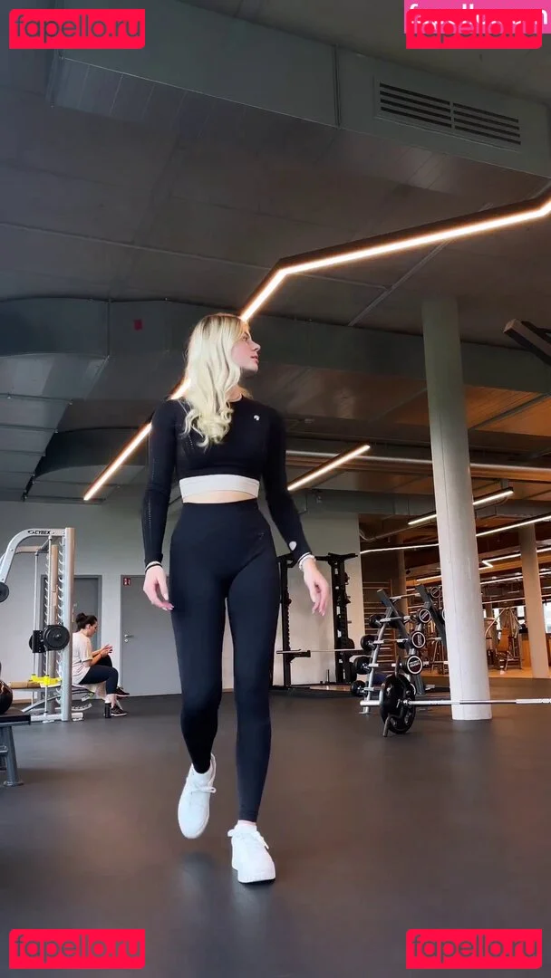 Vallixpauline Onlyfans Photo Gallery 