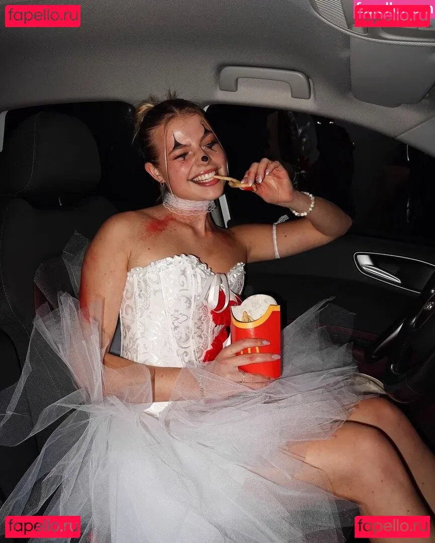 Vallixpauline Onlyfans Photo Gallery 