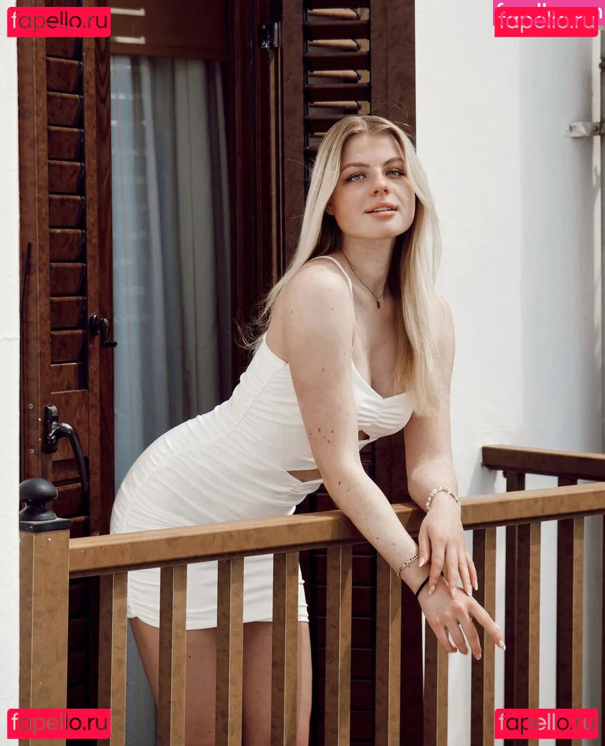 Vallixpauline Onlyfans Photo Gallery 