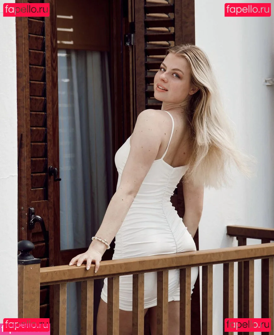 Vallixpauline Onlyfans Photo Gallery 