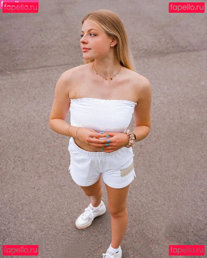 Vallixpauline Onlyfans Photo Gallery 