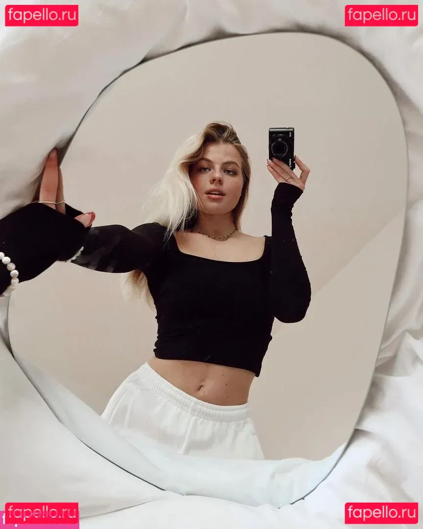 Vallixpauline Onlyfans Photo Gallery 