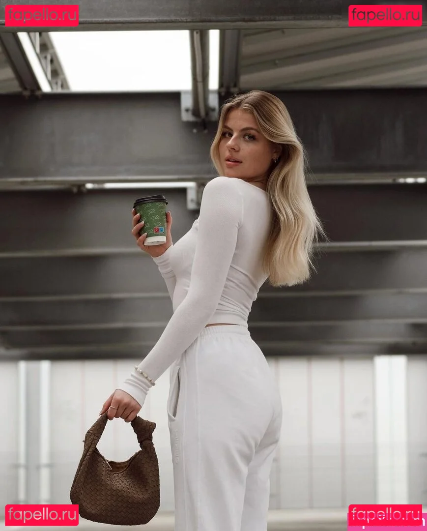 Vallixpauline Onlyfans Photo Gallery 