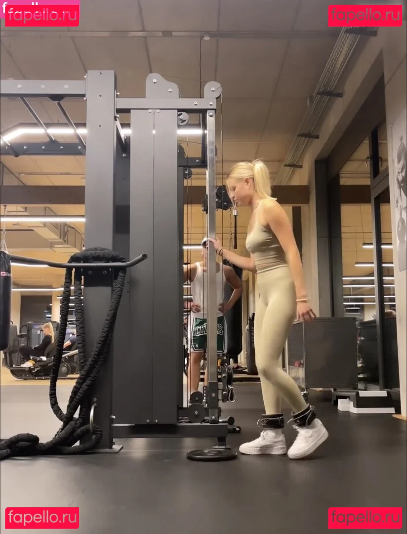 Vallixpauline Onlyfans Photo Gallery 