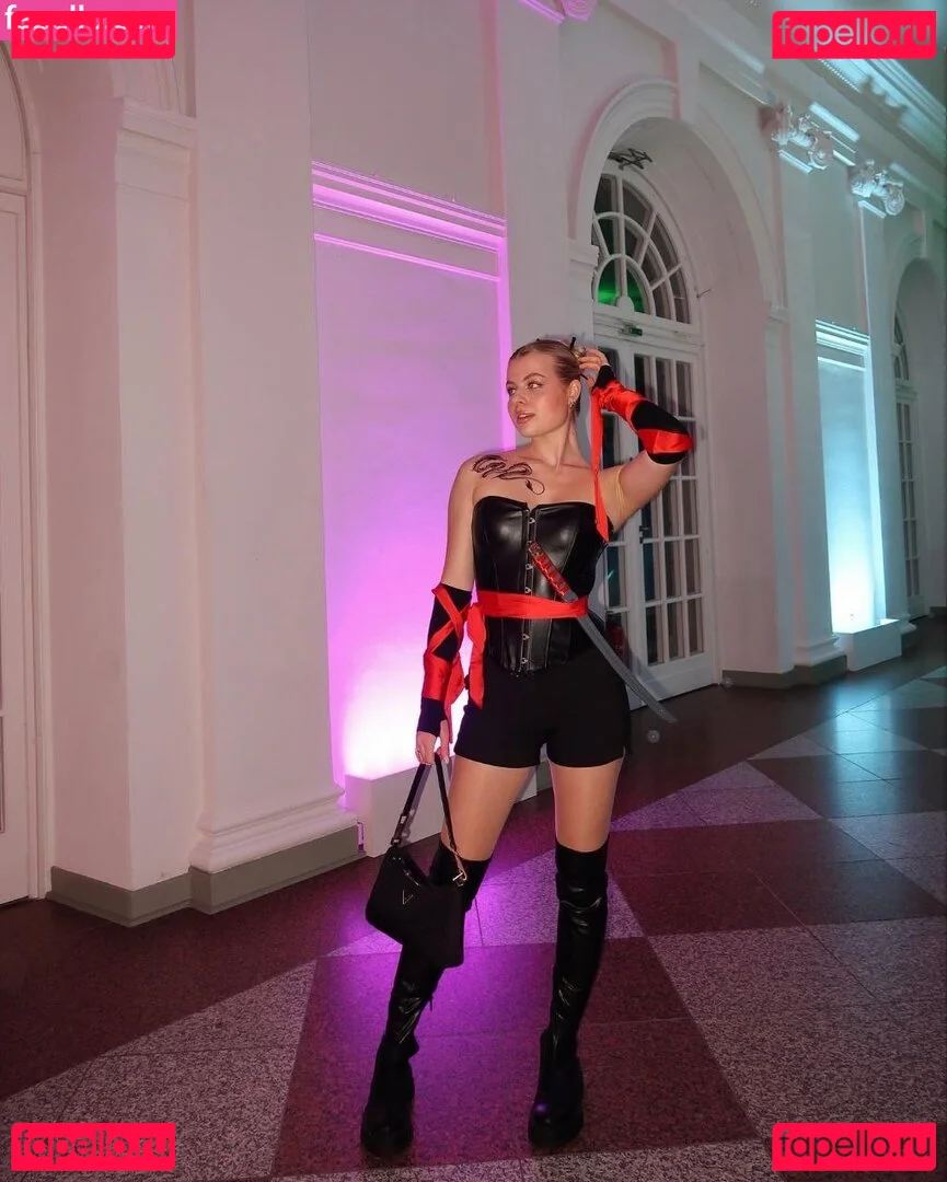 Vallixpauline Onlyfans Photo Gallery 