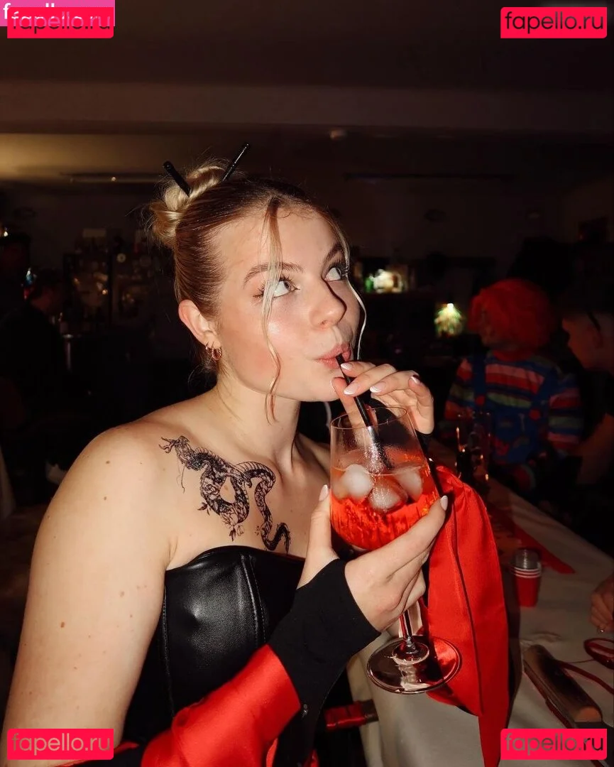 Vallixpauline Onlyfans Photo Gallery 