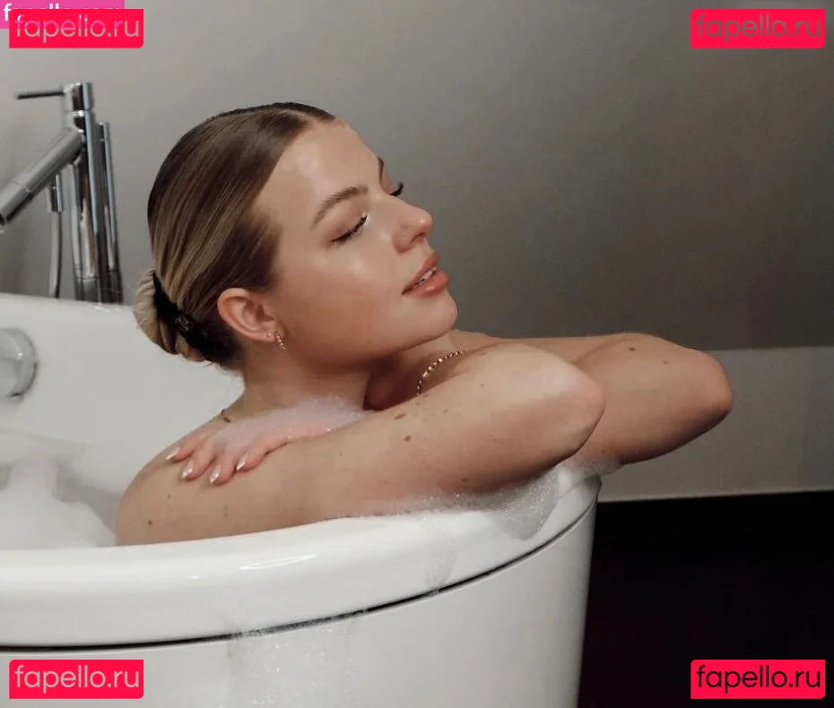 Vallixpauline Onlyfans Photo Gallery 