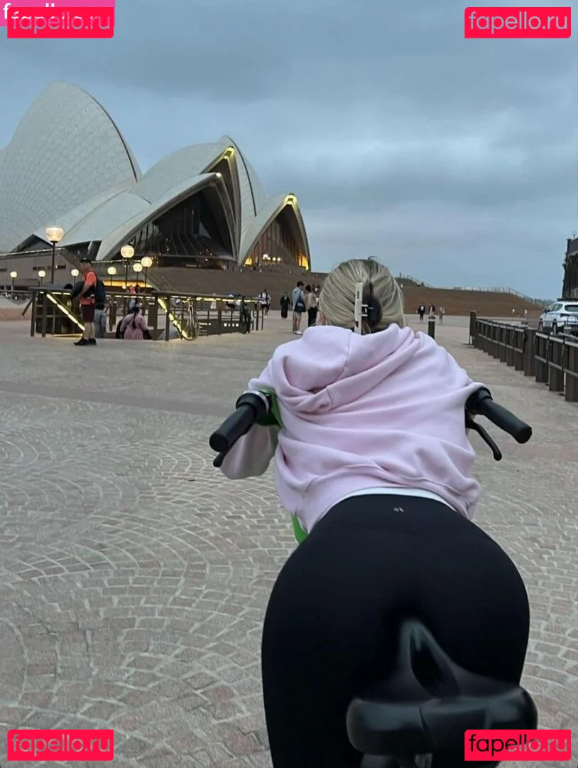 Vallixpauline Onlyfans Photo Gallery 