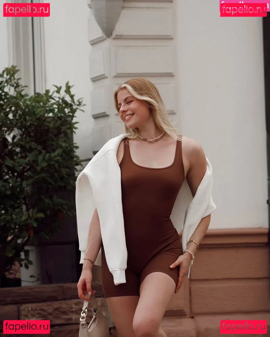 Vallixpauline Onlyfans Photo Gallery 