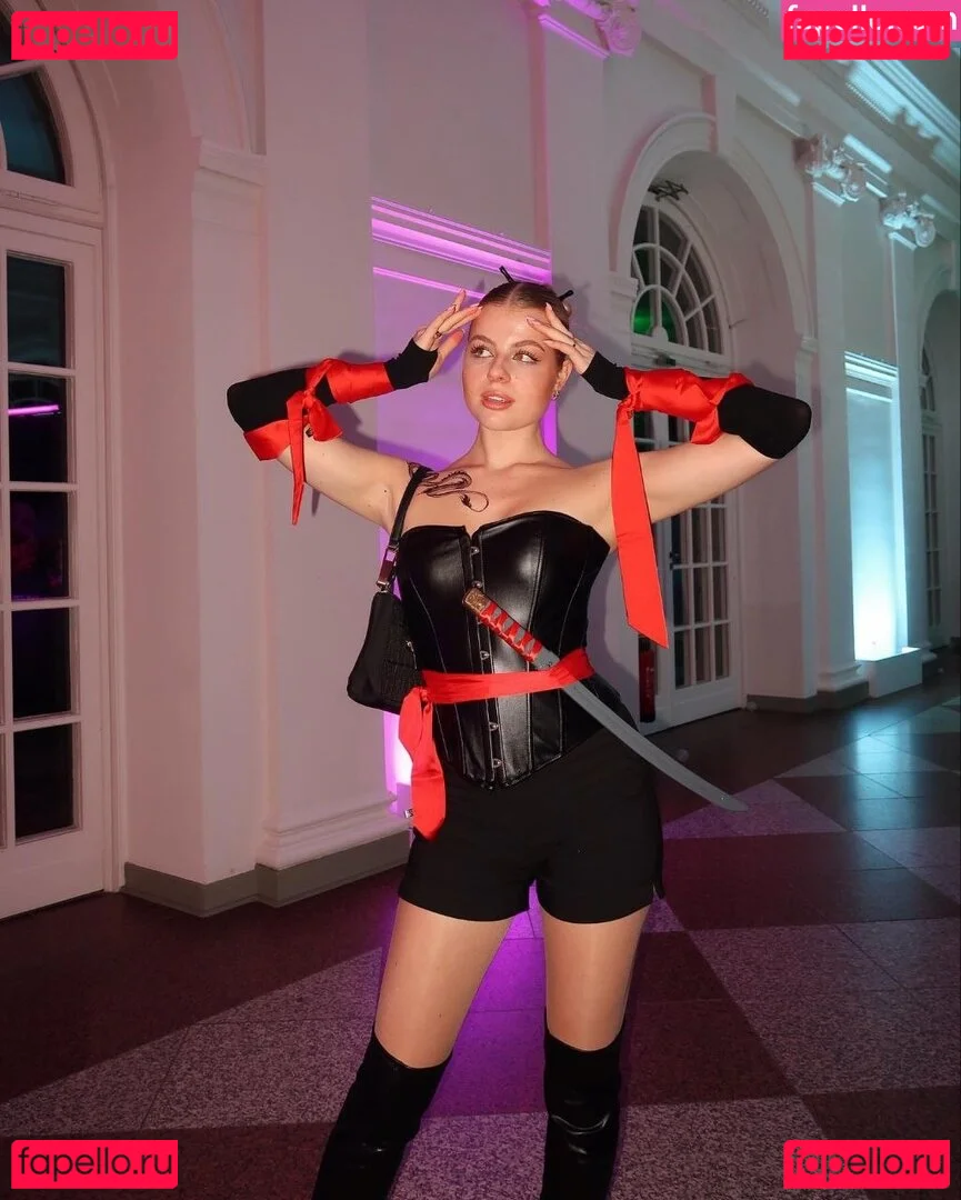 Vallixpauline Onlyfans Photo Gallery 