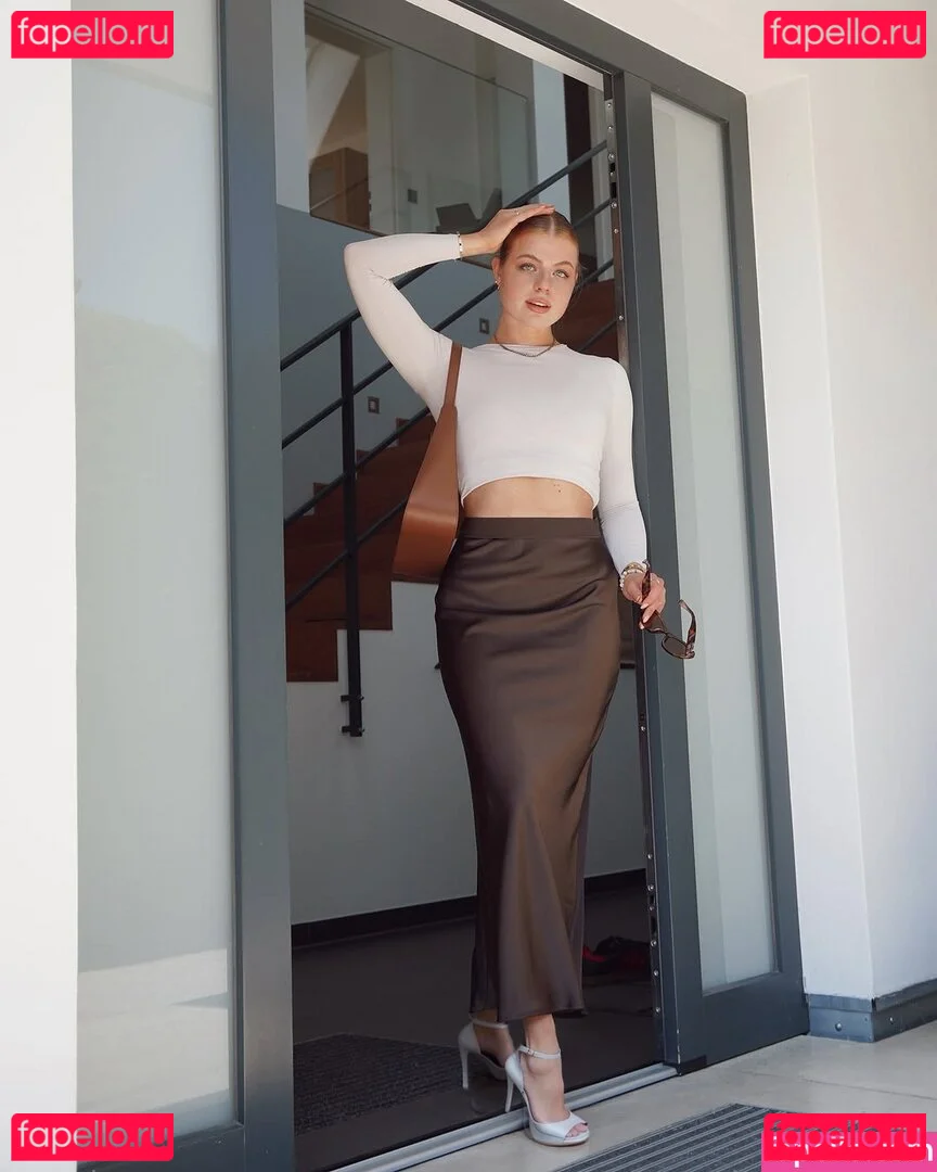 Vallixpauline Onlyfans Photo Gallery 