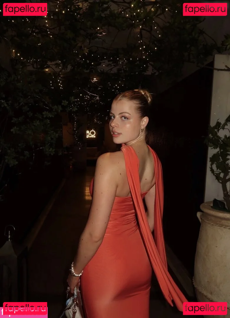 Vallixpauline Onlyfans Photo Gallery 