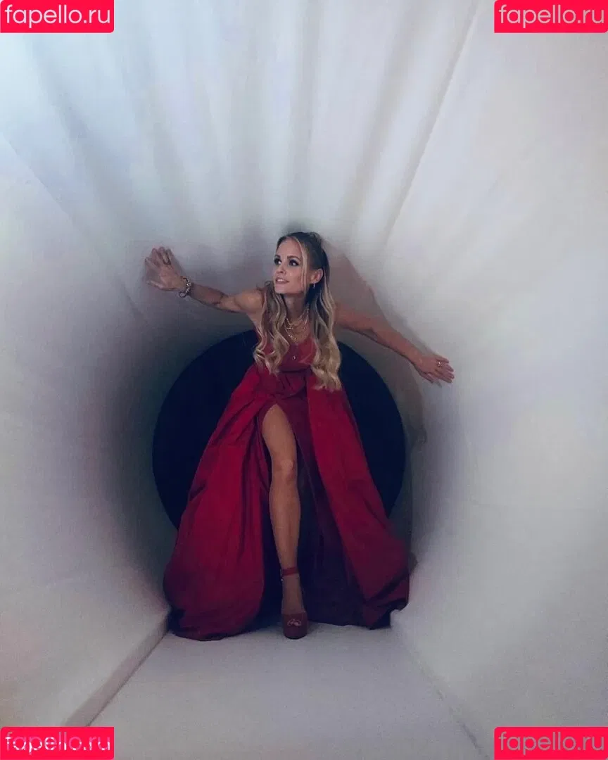 Mirjam Weichselbraun Onlyfans Photo Gallery 