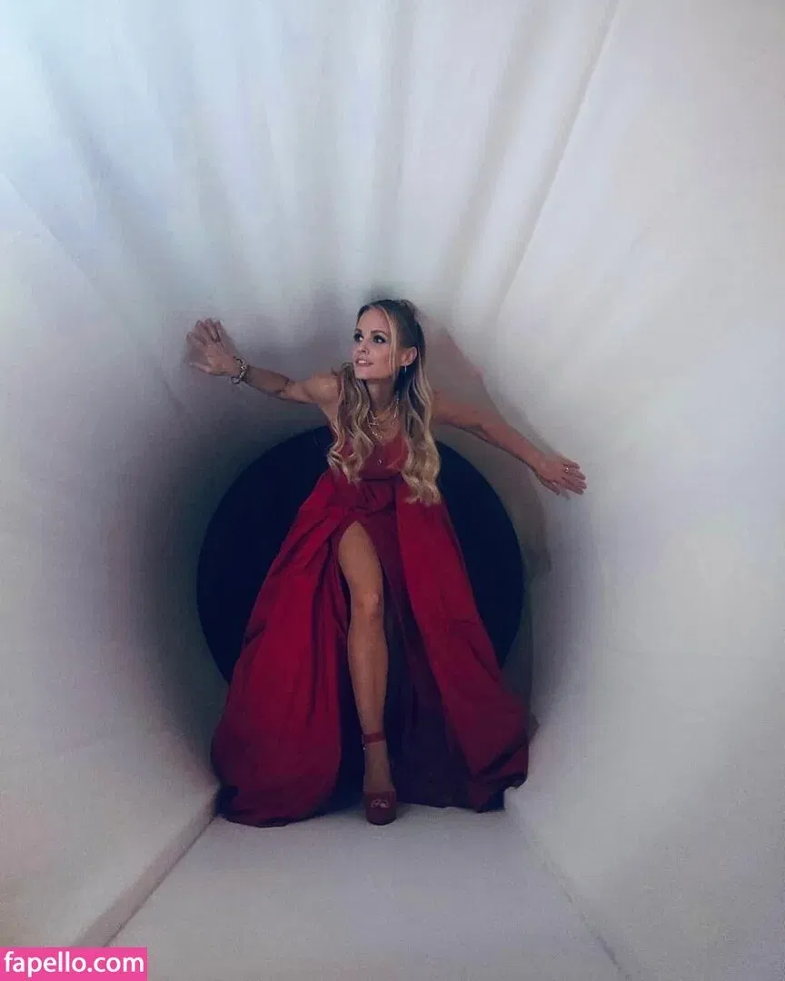 Mirjam Weichselbraun Onlyfans Photo Gallery 